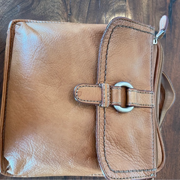 Fossil Tan Leather Crossbody Bag - Picture 3 of 16